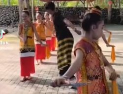 WISATAWAN LOKAL DI DUGA LECEHKAN TARIAN ADAT DAERAH WAKATOBI