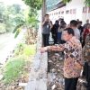Bupati Tangerang Tinjau Progres Pembongkaran dan Normalisasi Kali Cirarab di Sepatan–Pasar Kemis